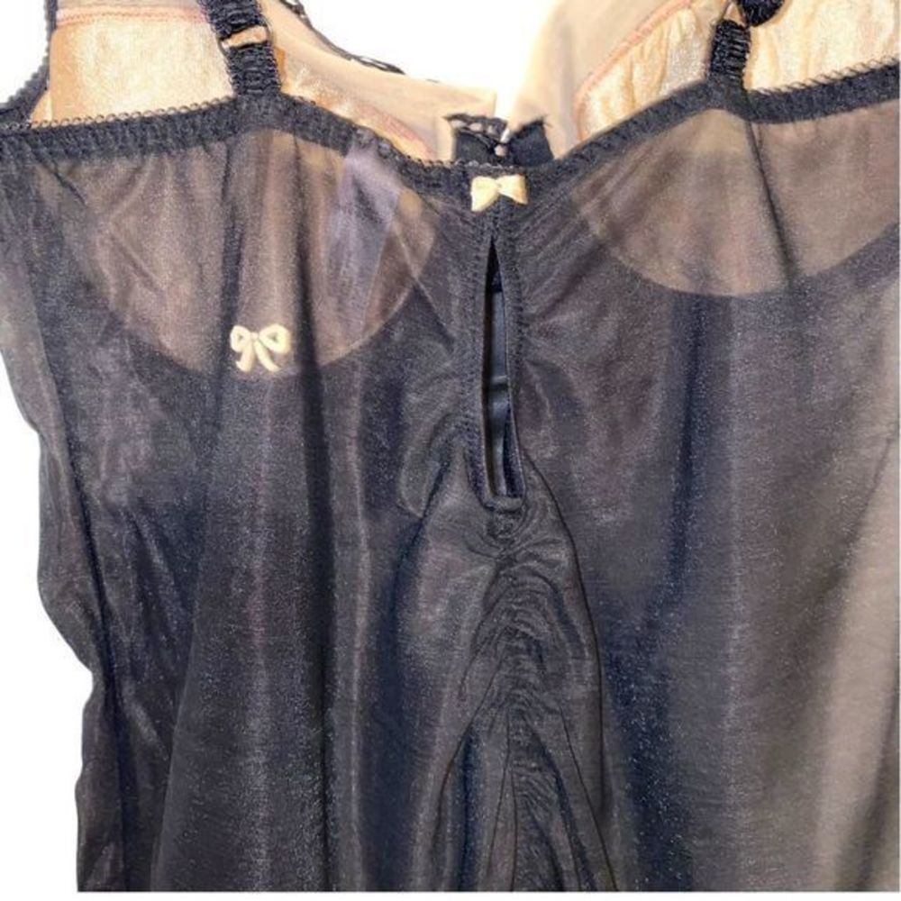 Y2K Victoria's Secret lingerie lace trim ruched night gown built in bra - Picture 11 of 12